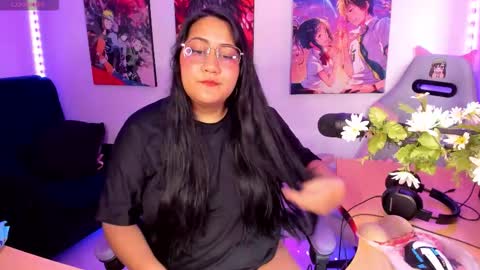 Snapshot of haruu2 chatting on October 17, 12:08 pm karen  online show from October 17, 12:08 pm