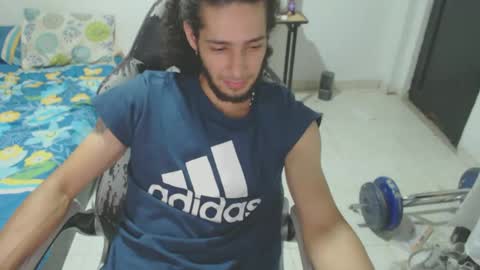 Snapshot of hasani_savala chatting on October 18, 3:31 am Hasani online show from October 18, 3:31 am