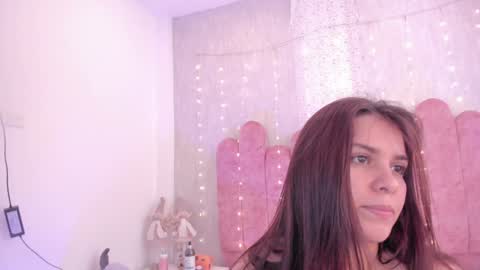 hasret_sesim online show from December 15, 1:32 pm