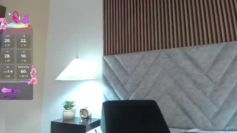 Snapshot of hasret_sesim chatting on June 18, 9:14 am hasret_sesim online show from June 18, 9:14 am