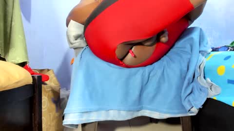 Snapshot of hathor_01_ chatting on January 6, 4:13 pm andres online show from January 6, 4:13 pm