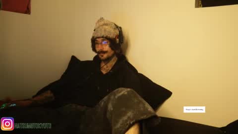 Snapshot of hatsumotokyoto chatting on January 25, 11:11 pm More content   2   online show from January 25, 11:11 pm