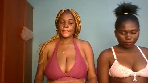 Snapshot of havanna_p chatting on February 19, 7:38 pm Havanna online show from February 19, 7:38 pm