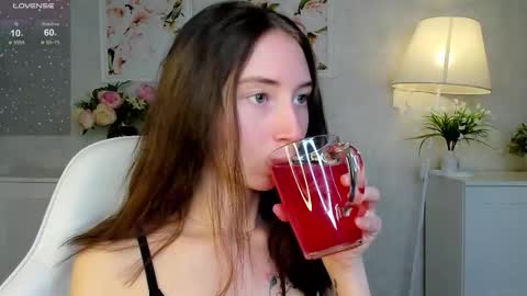 Snapshot of havefunwithmee_ chatting on October 20, 8:59 am Lola online show from October 20, 8:59 am