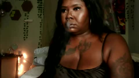 Snapshot of hawtchoc37 chatting on September 14, 12:43 am hawtchoc37 online show from September 14, 12:43 am