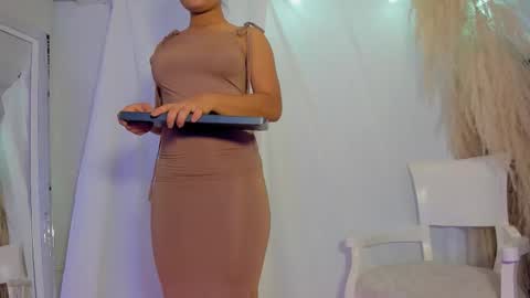 Hayami  online show from October 3, 8:28 pm