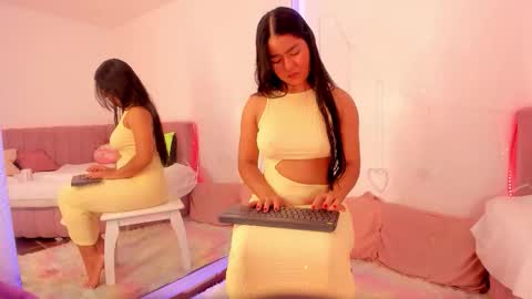 Hayami  online show from November 28, 1:03 pm