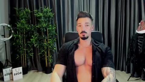 HaydenSpears online show from November 18, 2:43 pm