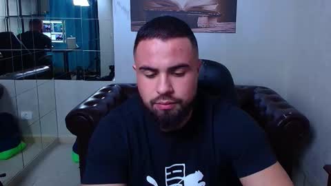 HayesWood online show from December 23, 5:38 am