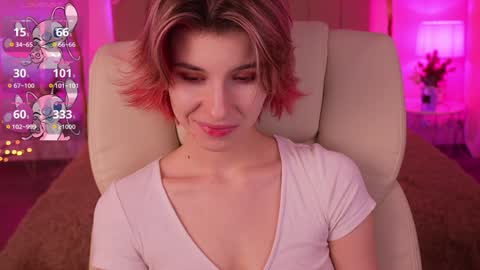 haylaamber online show from December 30, 2:42 am