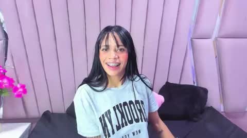 Snapshot of hazel_18_ chatting on November 21, 3:00 pm hazel_18_ online show from November 21, 3:00 pm