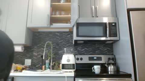 Hazel online show from February 27, 6:31 pm