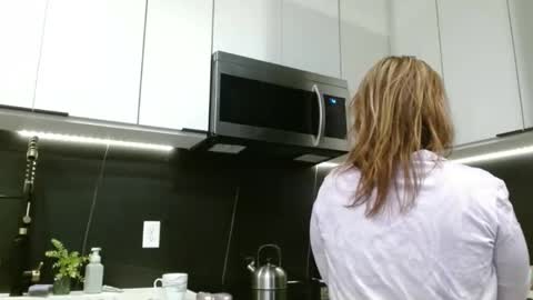 Hazel online show from March 15, 12:22 pm