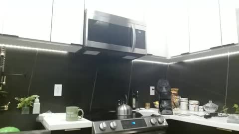 Hazel online show from April 7, 1:00 pm