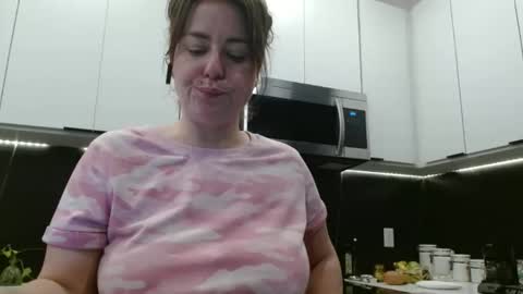 Hazel online show from April 8, 7:03 pm