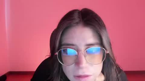 Snapshot of hazelkush00 chatting on September 10, 3:56 pm HazelKush online show from September 10, 3:56 pm