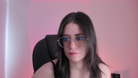Snapshot of hazelkush00 chatting on September 22, 4:20 pm HazelKush online show from September 22, 4:20 pm