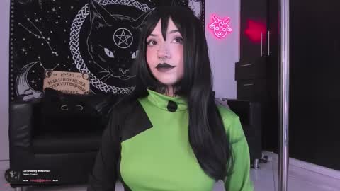 Hazell Witch online show from October 31, 4:52 pm