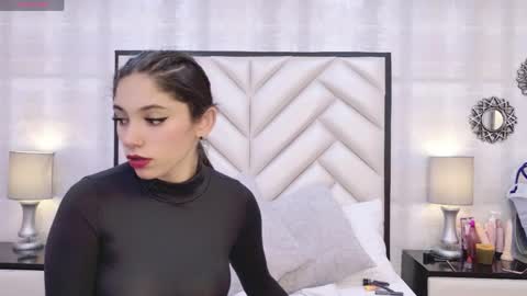 Snapshot of hazelmoret chatting on May 13, 3:04 am HazelMoret online show from May 13, 3:04 am