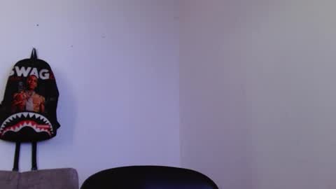 Snapshot of hazlan_420 chatting on November 15, 7:32 pm hazlan_420 online show from November 15, 7:32 pm