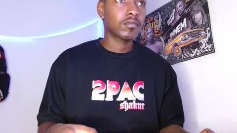 Snapshot of hazlan_420 chatting on February 1, 8:18 pm hazlan_420 online show from February 1, 8:18 pm