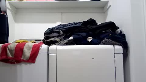 Snapshot of hdrsh08 chatting on November 27, 7:27 pm hdrsh08 online show from November 27, 7:27 pm