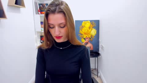 heartedlove_1 online show from January 15, 3:22 am