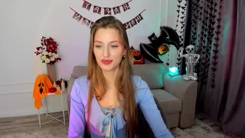 heartedlove_1 online show from October 12, 11:53 am