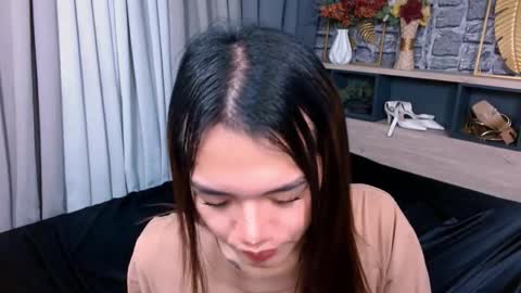 HEATHER online show from February 16, 9:33 pm