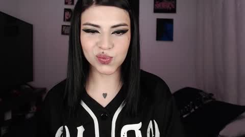 HEATHER DEMONZX   Please help me to reach 100 thumbs up online show from September 21, 2:02 am