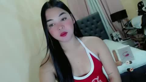 Snapshot of heatmusex_ chatting on May 4, 7:43 pm Kylene3 online show from May 4, 7:43 pm