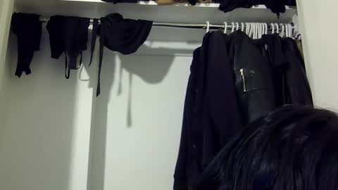 Snapshot of heatwavee chatting on December 1, 9:37 pm heatwavee online show from December 1, 9:37 pm