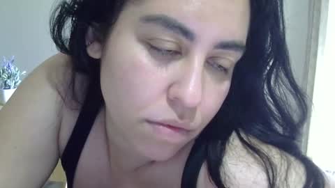 heatwavee online show from April 7, 1:00 pm