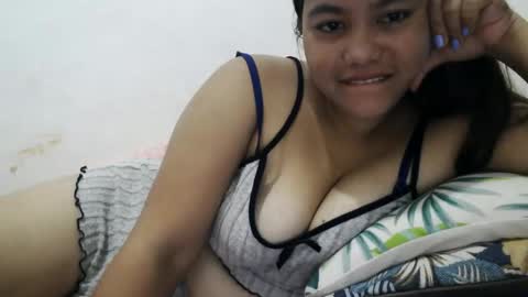 heavenlyeyes69 online show from October 15, 9:26 pm