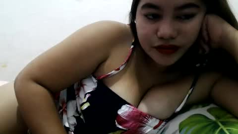 heavenlyeyes69 online show from March 15, 8:59 pm