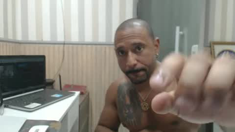hebertgomes online show from January 13, 5:29 pm