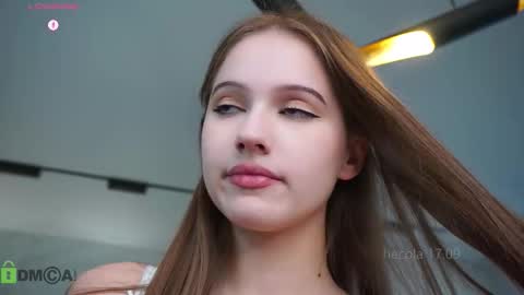 Snapshot of hecola chatting on September 17, 1:46 pm Nika next stream 200pm GMT online show from September 17, 1:46 pm