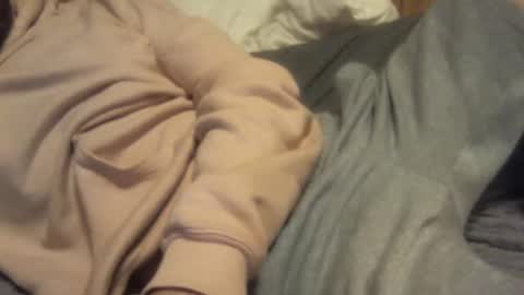 Snapshot of hecomesagain chatting on September 12, 7:14 pm hecomesagain online show from September 12, 7:14 pm