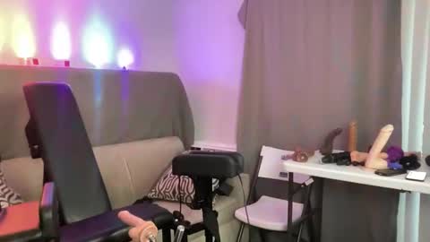 LockedThug online show from March 29, 2:00 am