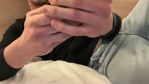 Snapshot of hedonistfr chatting on December 15, 4:11 pm hedonistfr online show from December 15, 4:11 pm