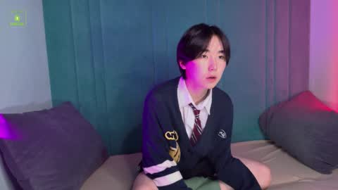 HEEJIN online show from November 2, 8:22 pm