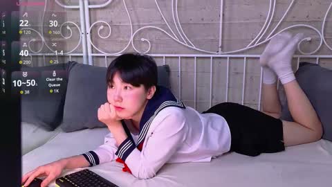 HEEJIN online show from December 16, 4:28 am