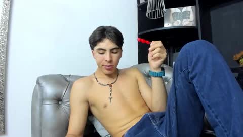 Snapshot of heellboy_ chatting on October 29, 8:21 pm heellboy_ online show from October 29, 8:21 pm