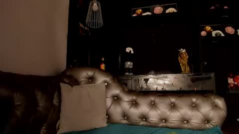 Snapshot of heellboy_ chatting on November 30, 3:32 am heellboy_ online show from November 30, 3:32 am