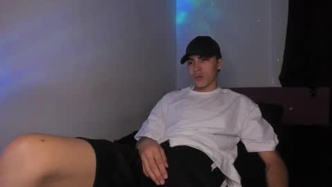 heellboy_ online show from May 29, 2:53 am