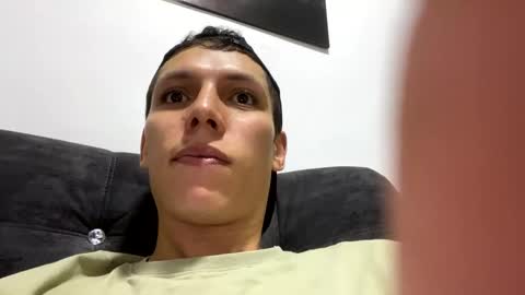 Snapshot of hefesto_69 chatting on December 3, 7:21 am hefesto_69 online show from December 3, 7:21 am