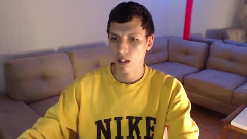 Snapshot of hefesto_69 chatting on December 21, 2:30 am hefesto_69 online show from December 21, 2:30 am