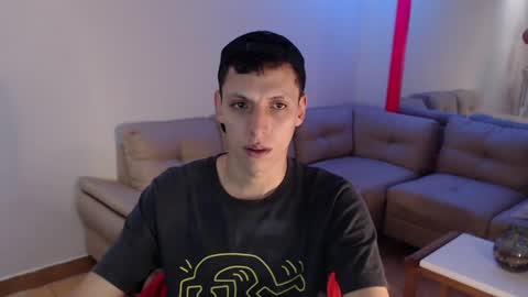 Snapshot of hefesto_69 chatting on January 2, 8:24 pm hefesto_69 online show from January 2, 8:24 pm