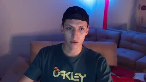 Snapshot of hefesto_69 chatting on January 21, 12:57 am hefesto_69 online show from January 21, 12:57 am