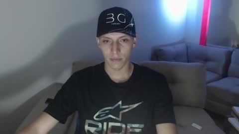 Snapshot of hefesto_69 chatting on September 10, 1:16 am hefesto_69 online show from September 10, 1:16 am